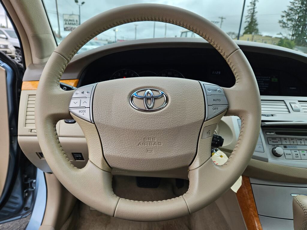 Used 2007 Toyota Avalon XL image 18