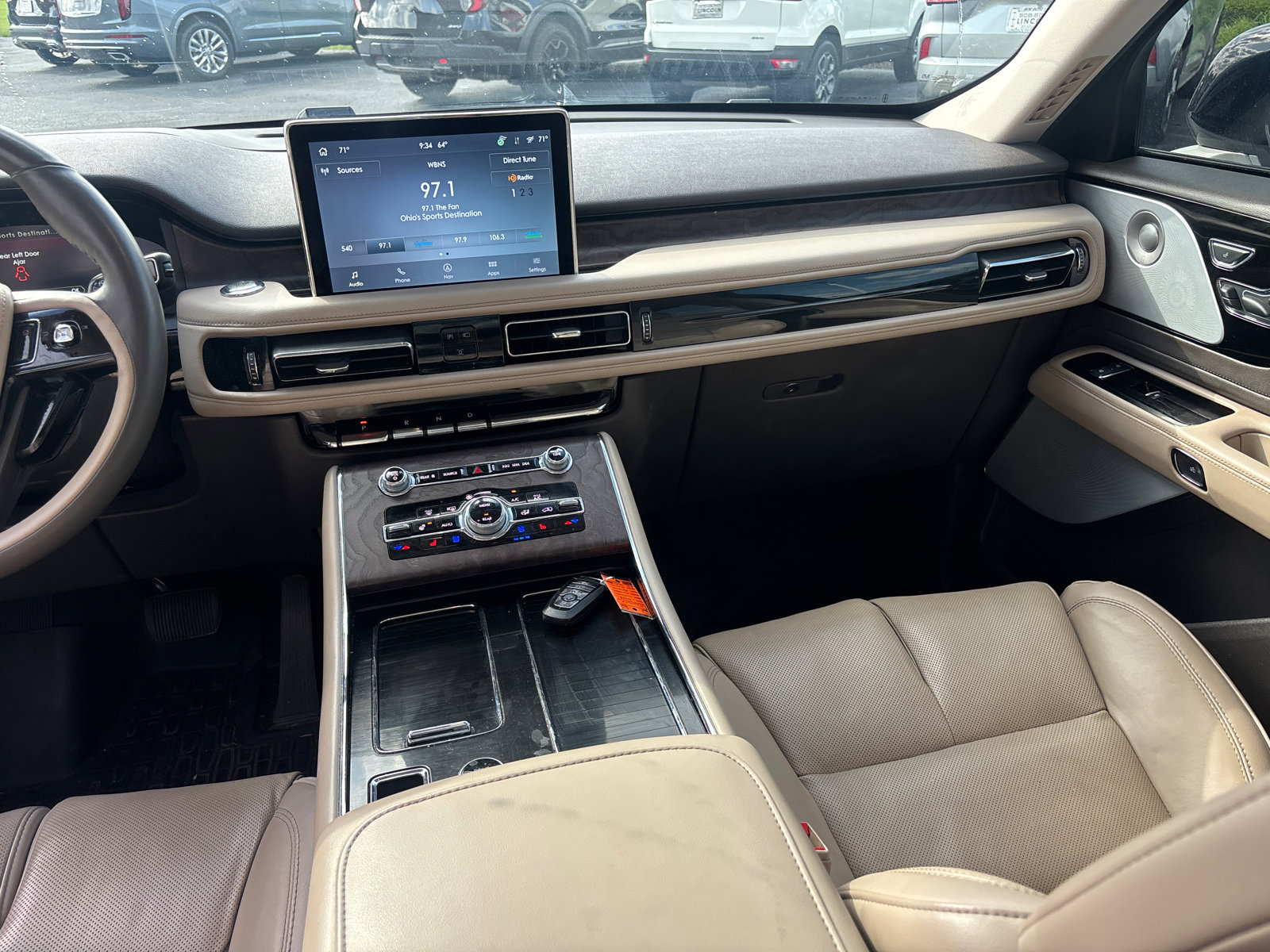 Used 2023 Lincoln Aviator Reserve w/ Equipment Group 201A AWD/4WD image 30