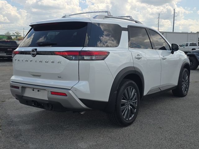 Used 2025 Nissan Pathfinder SL w/ SL Premium Package image 5
