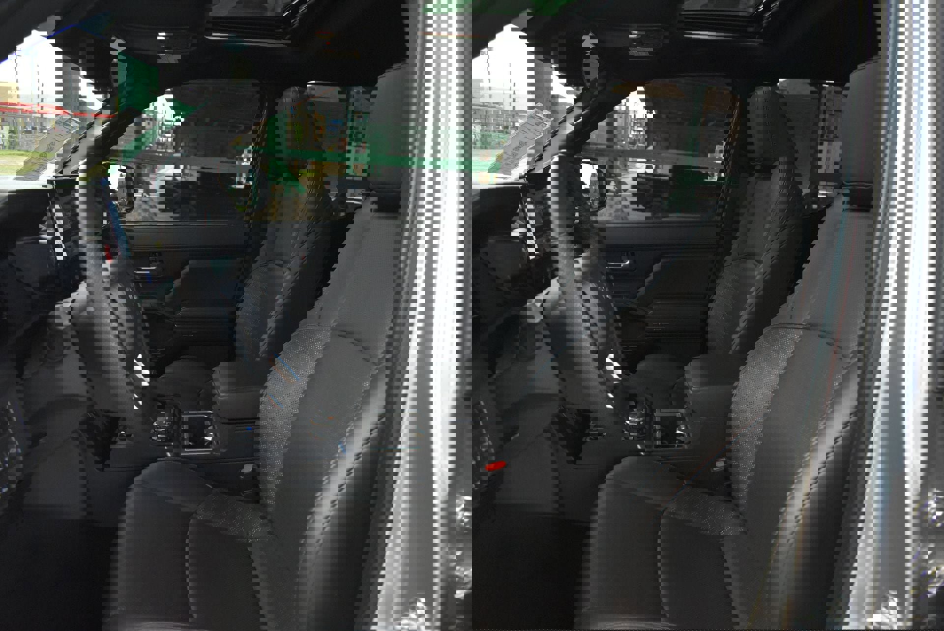 Used 2024 Toyota Tacoma TRD Sport w/ TRD Sport Premium Package AWD/4WD image 16