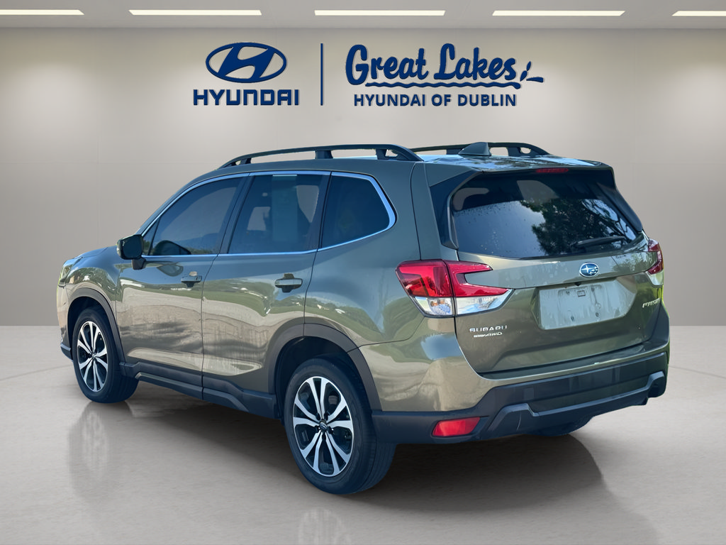 Used 2023 Subaru Forester Limited AWD/4WD image 3