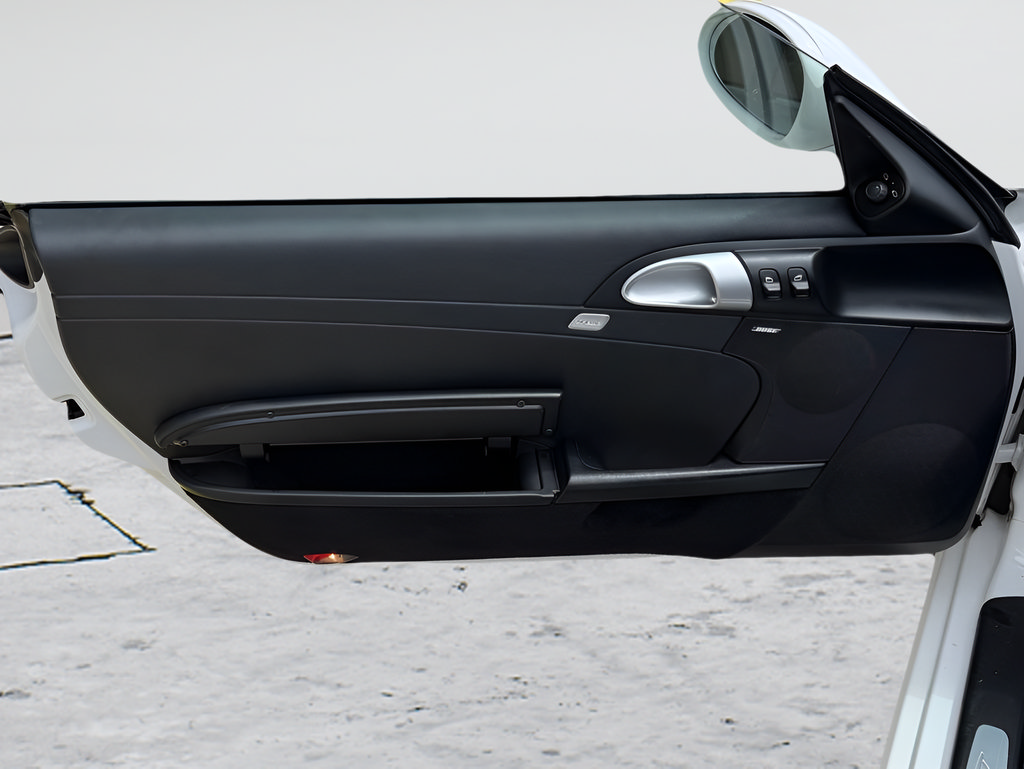 Used 2011 Porsche Boxster RWD image 15