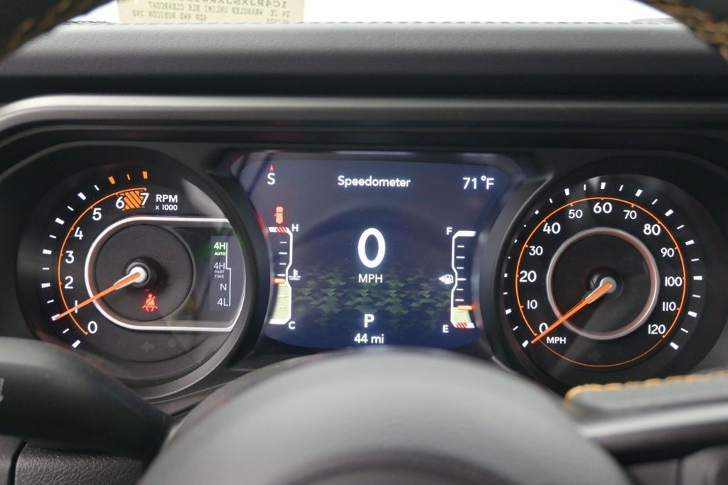 Used 2024 Jeep Wrangler Unlimited Rubicon 392 AWD/4WD image 39