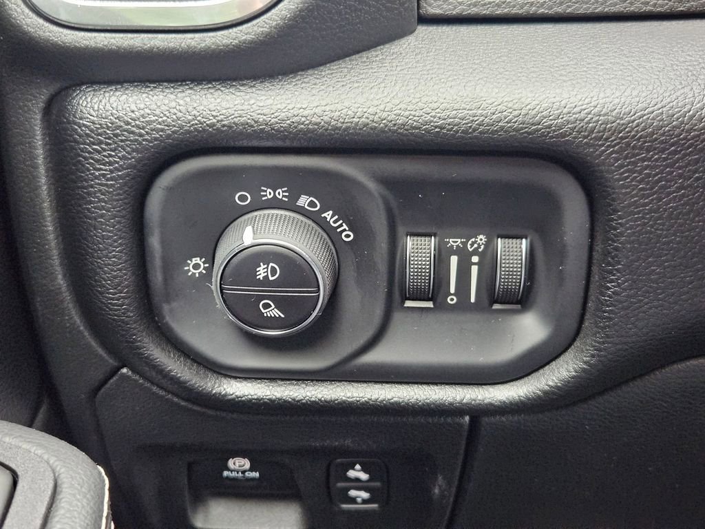 New 2026 RAM 1500 Laramie AWD/4WD image 20
