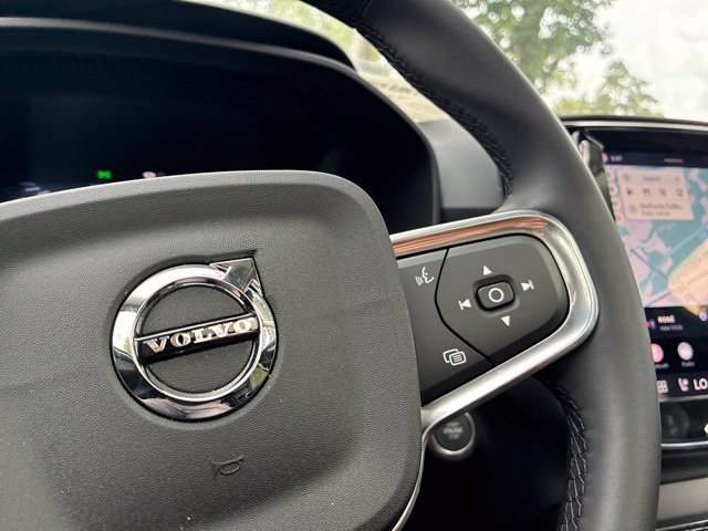 New 2026 Volvo XC40 B5 Plus w/ Protection Package Premier AWD/4WD image 29