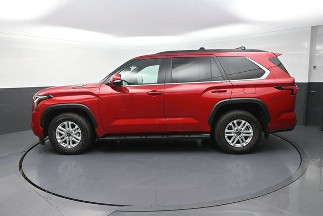 Used 2026 Toyota Sequoia SR5 w/ SR5 Premium Package AWD/4WD image 4