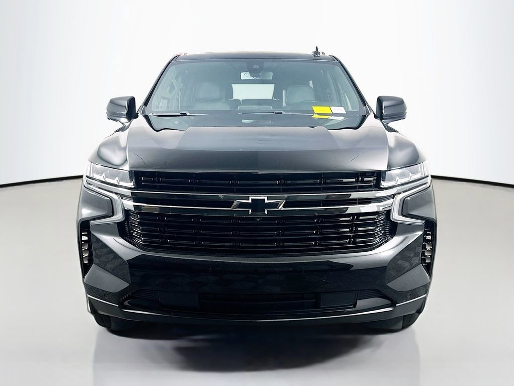 Used 2021 Chevrolet Suburban RST w/ Luxury Package image 2