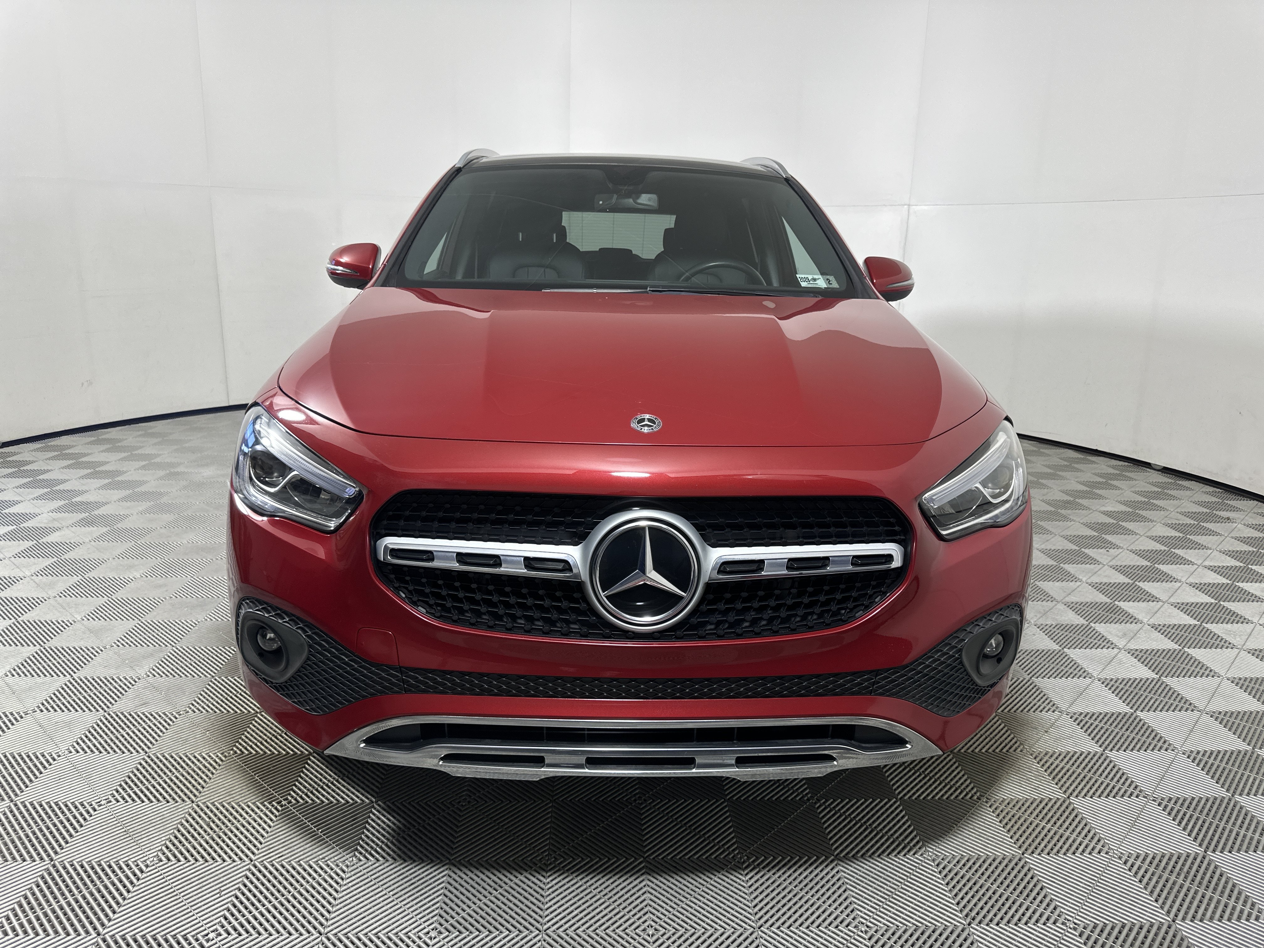 Used 2021 Mercedes-Benz GLA 250 4MATIC image 2
