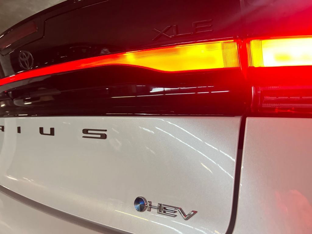 New 2026 Toyota Prius XLE image 7