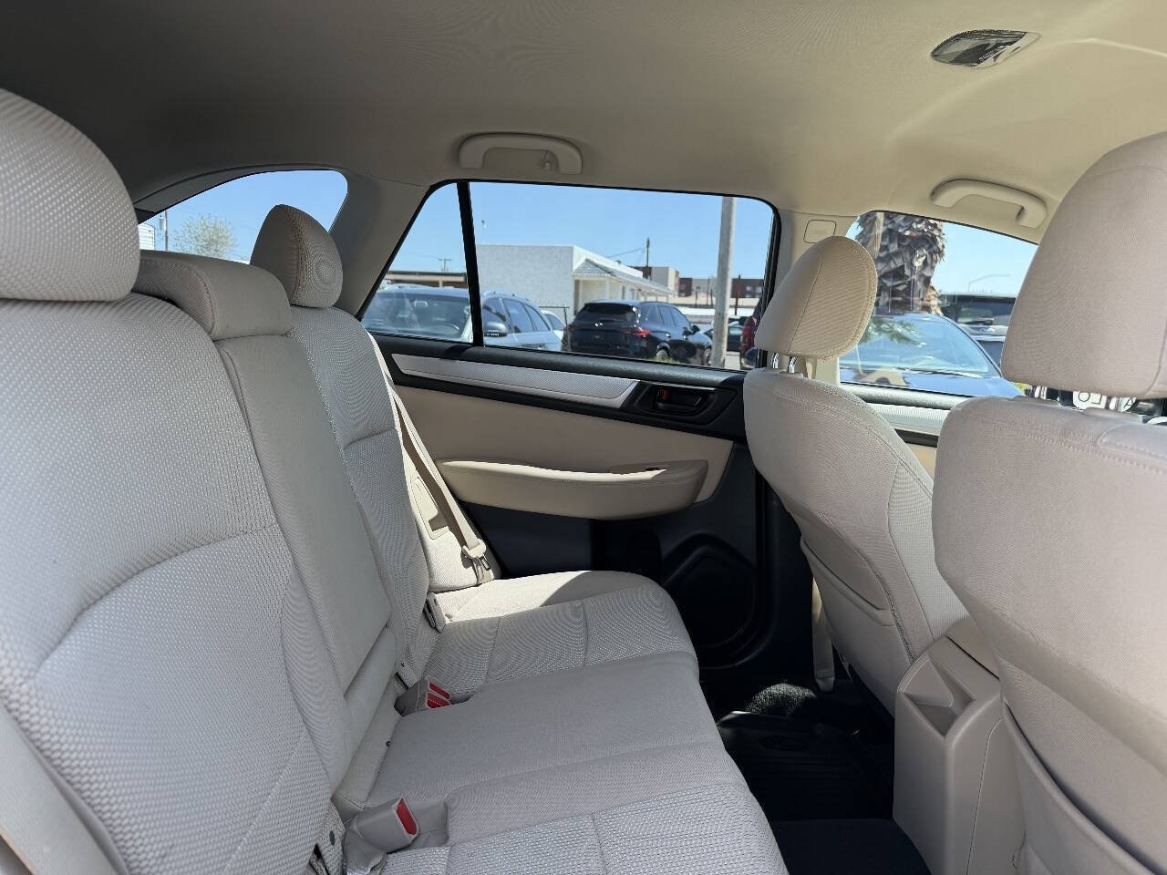 Used 2019 Subaru Outback 2.5i AWD/4WD image 15