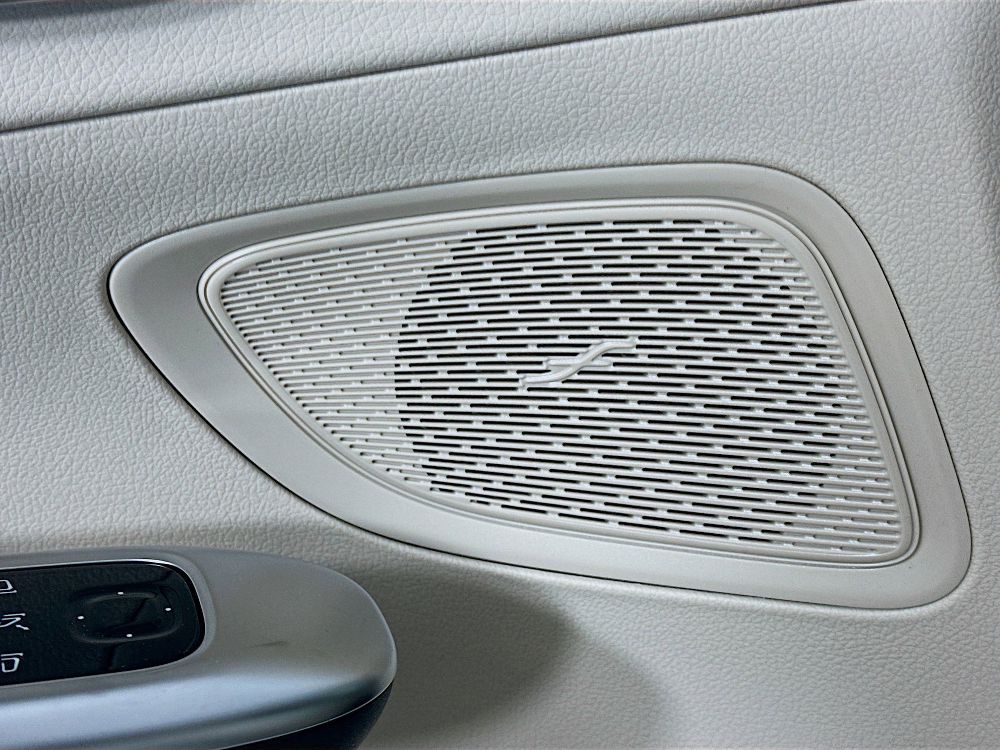 Used 2026 Mercedes-Benz C 300 4MATIC Sedan image 23