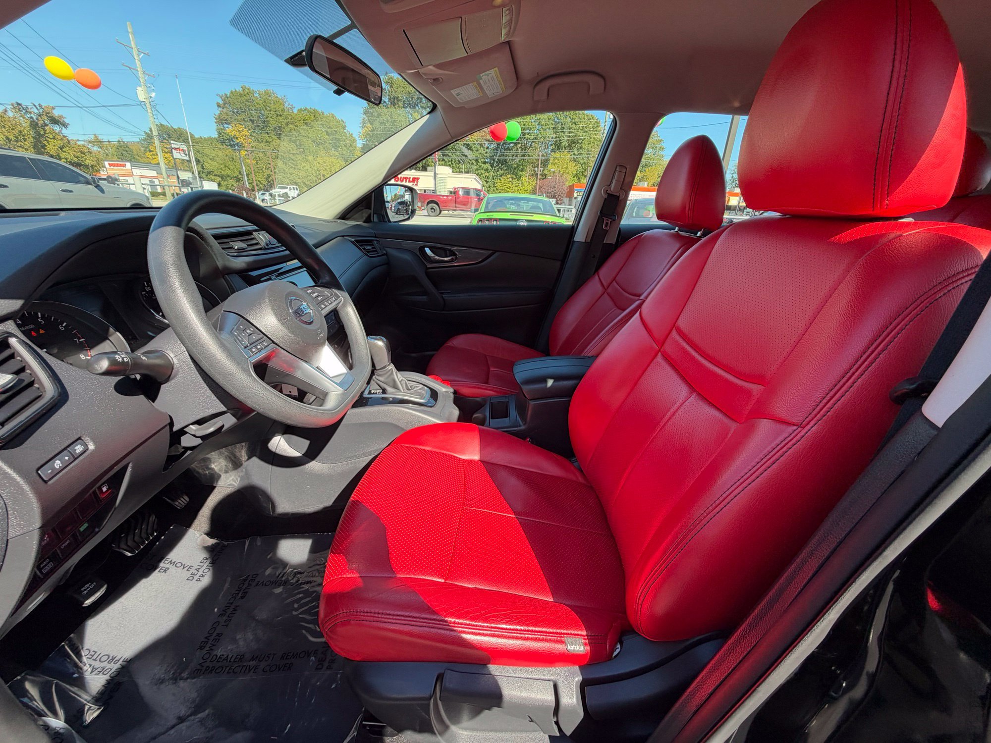 Used 2018 Nissan Rogue S AWD/4WD image 10