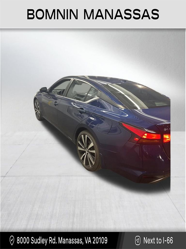 Used 2022 Nissan Altima 2.5 SR image 10
