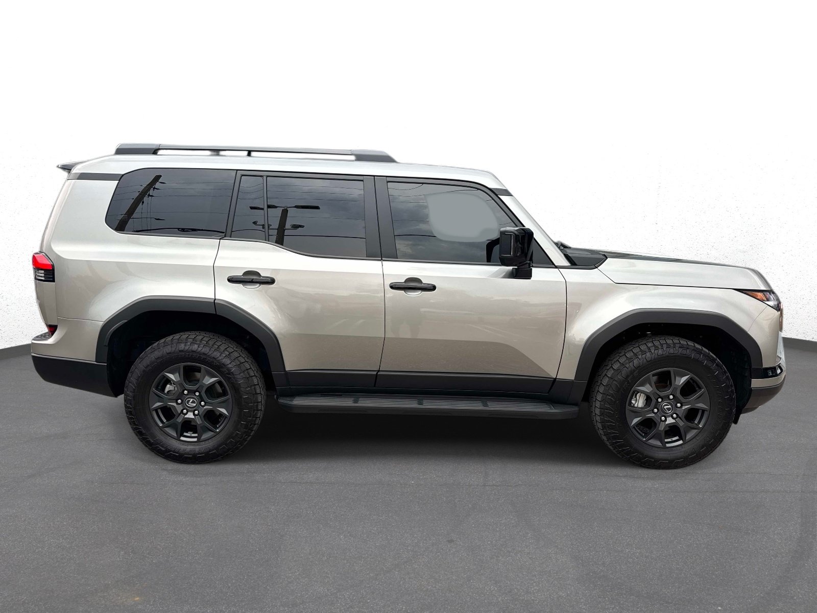 Certified 2024 Lexus GX 550 AWD/4WD image 2