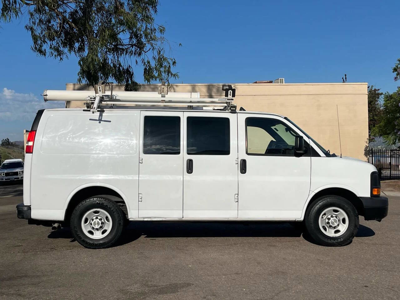 Used 2012 Chevrolet Express 2500 w/ Cold Climate Package image 2