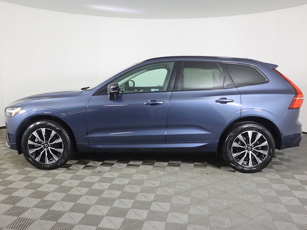 Used 2023 Volvo XC60 B5 Plus w/ Climate Package image 19