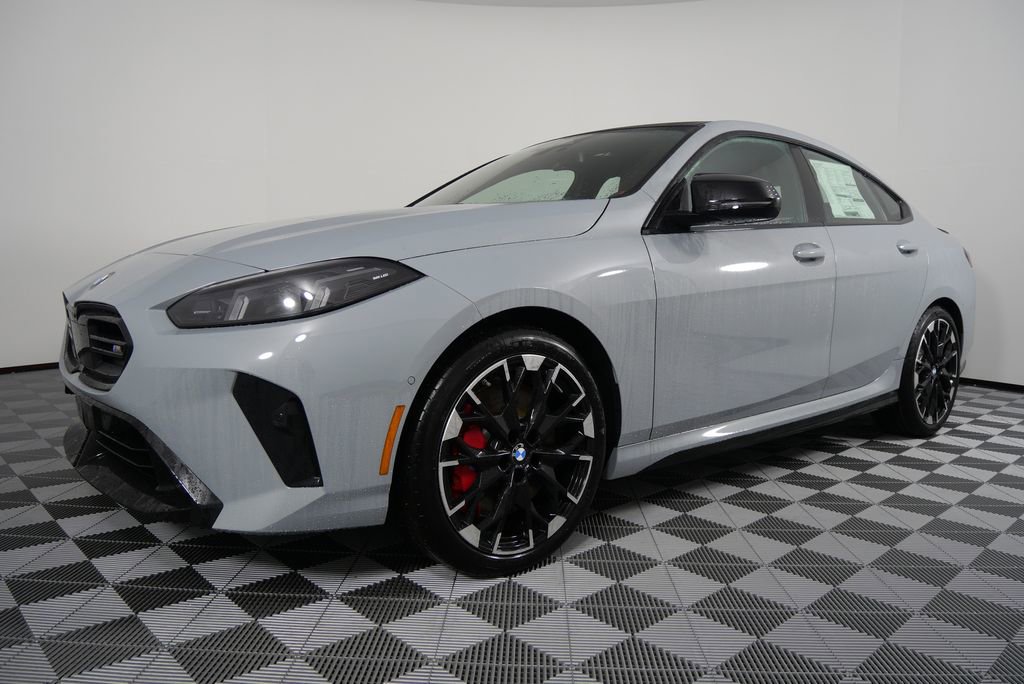 Used 2025 BMW M235i xDrive w/ Premium Package image 10