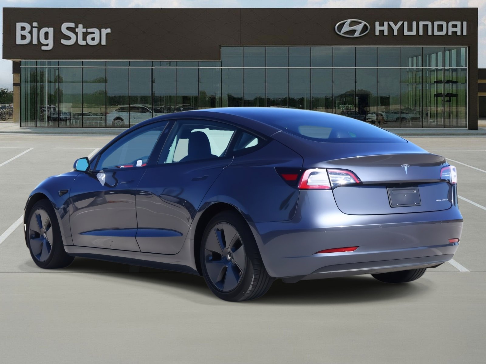 Used 2022 Tesla Model 3 Long Range image 2