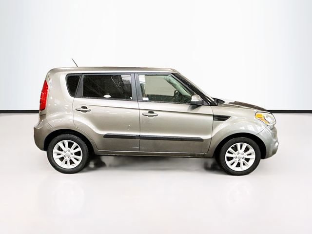 Used 2012 Kia Soul + image 5