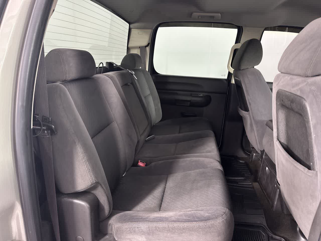 Used 2009 Chevrolet Silverado 1500 LT w/ Power Pack Plus AWD/4WD image 18