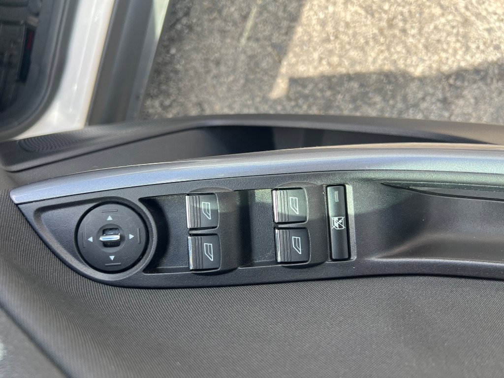 Used 2014 Ford Focus Titanium FWD image 16