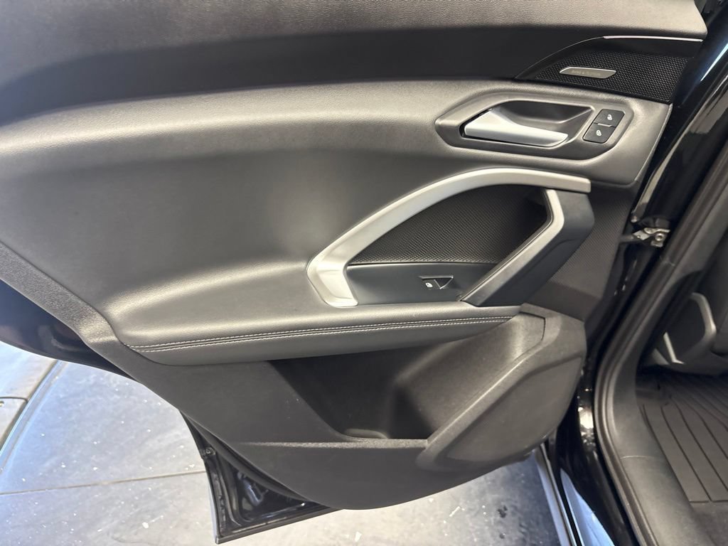 Used 2025 Audi Q5 Premium Plus AWD/4WD image 19