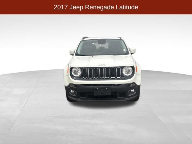 Used 2017 Jeep Renegade Latitude image 2