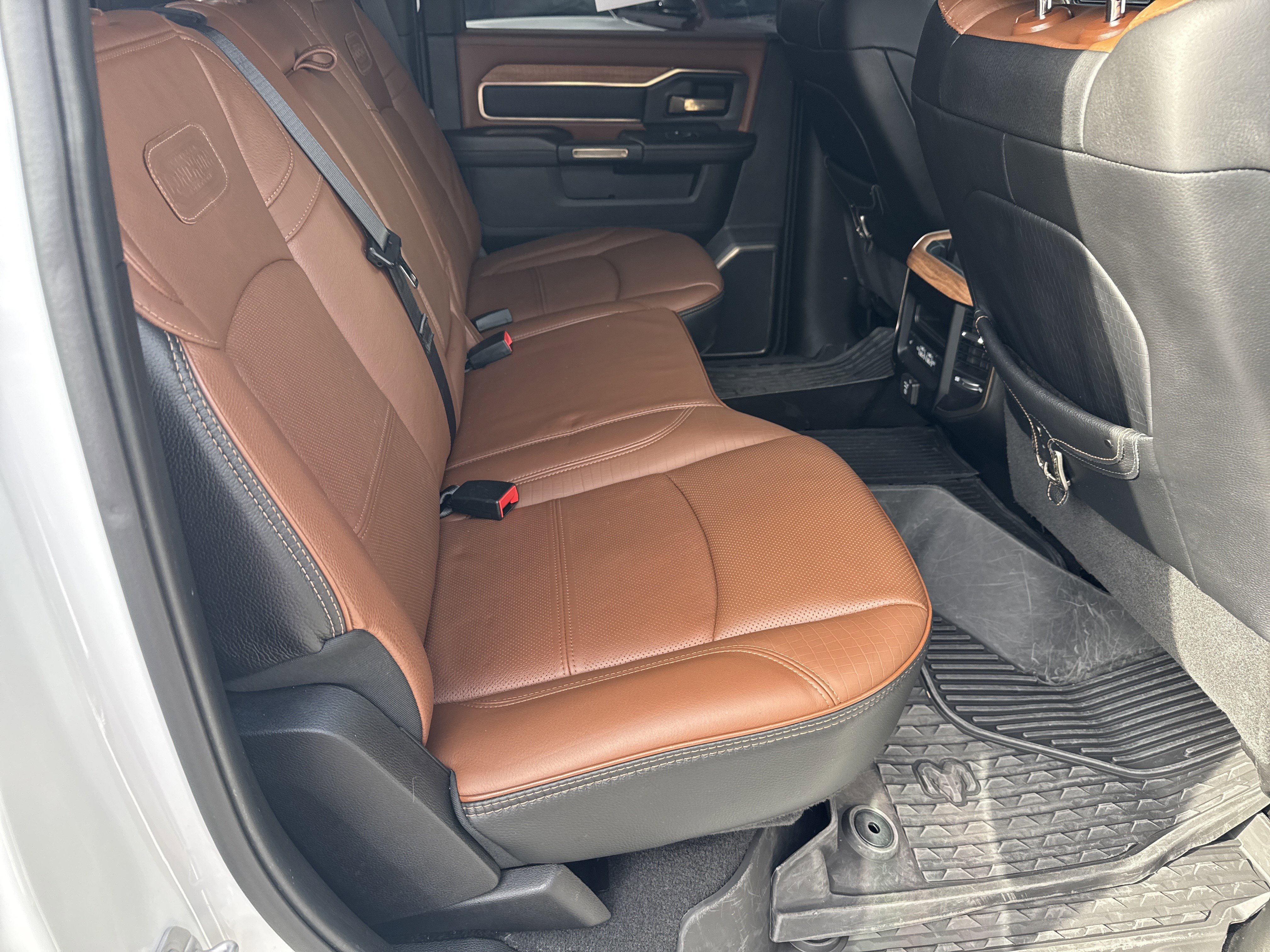 Used 2023 RAM 2500 Limited image 19