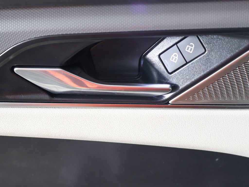 Used 2022 Jaguar F-PACE SVR AWD/4WD image 39