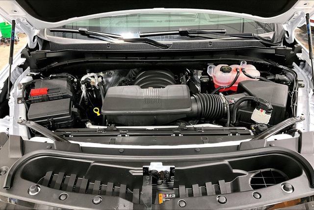 New 2026 Chevrolet Suburban Premier image 11