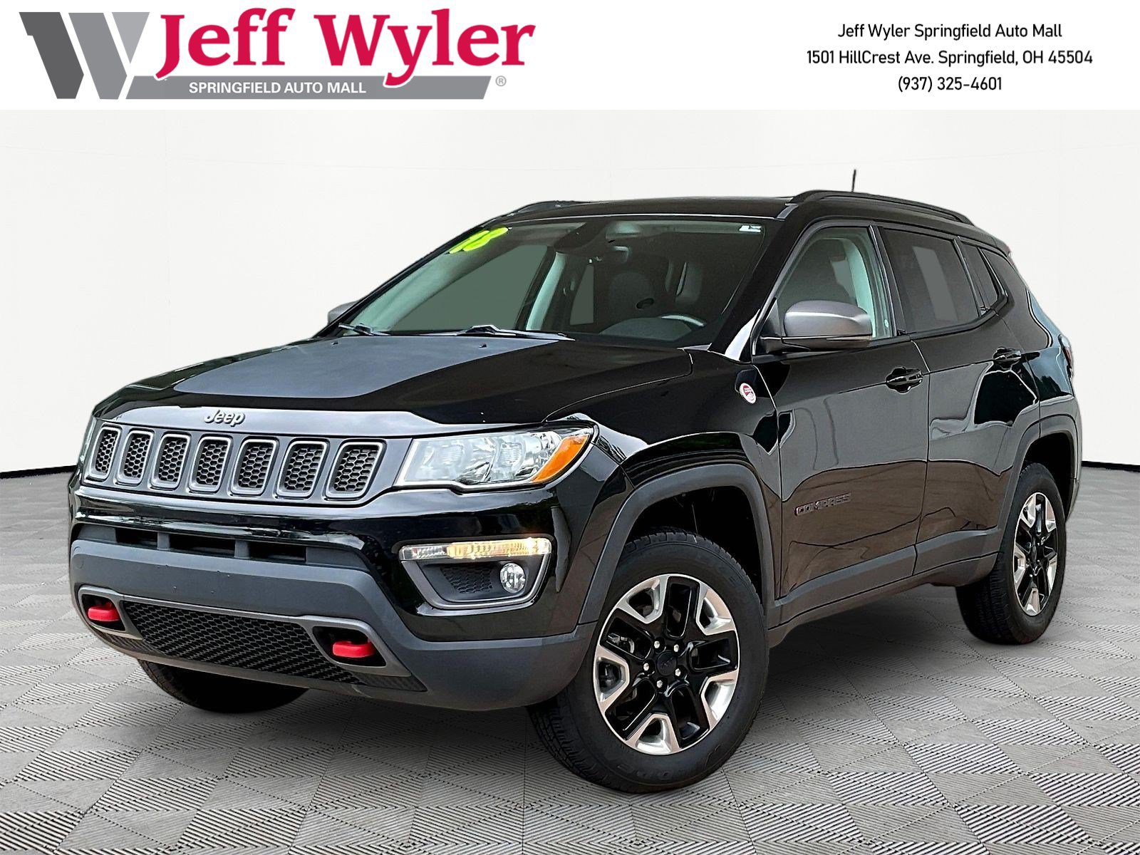 Used 2018 Jeep Compass Trailhawk w/ Leather Interior Group AWD/4WD image 1