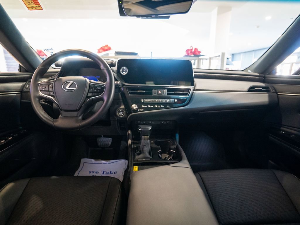 Used 2024 Lexus ES 350 w/ Premium Package image 11