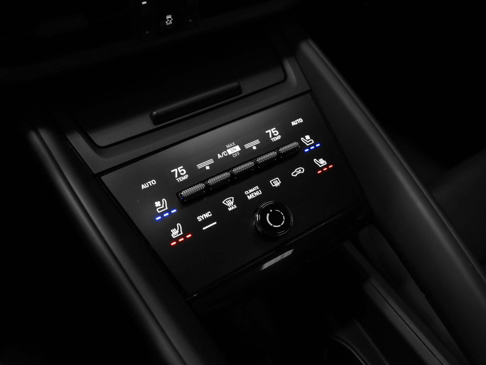 Certified 2025 Porsche Macan Electric RWD image 31