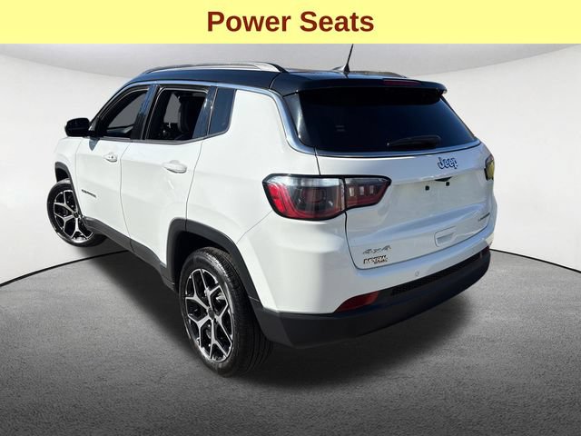 Used 2025 Jeep Compass Limited AWD/4WD image 10