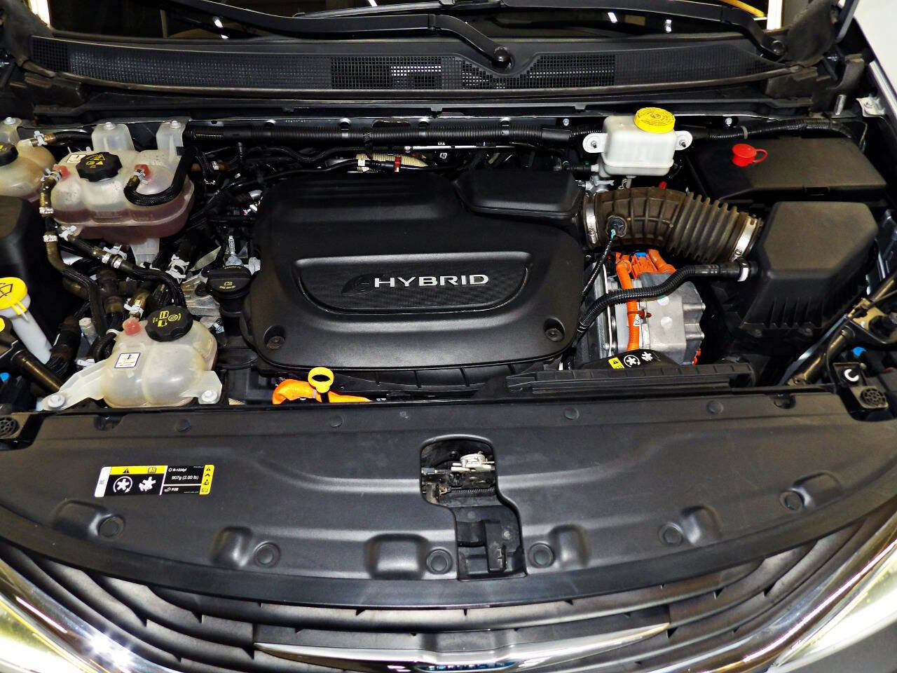Used 2017 Chrysler Pacifica Touring Plus FWD image 21