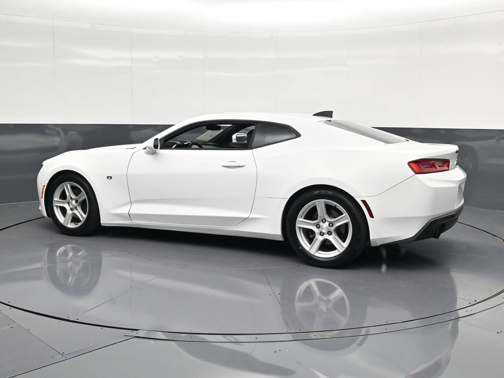 Used 2018 Chevrolet Camaro LS RWD image 8