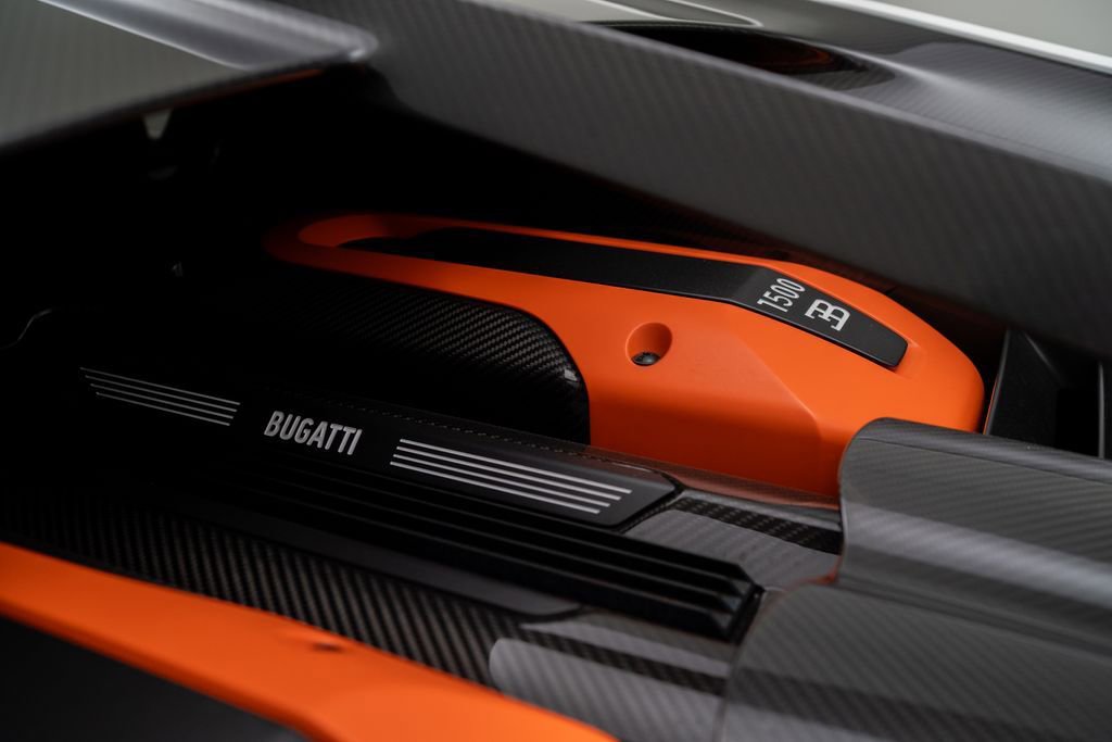 Used 2022 Bugatti Chiron Pur Sport image 51