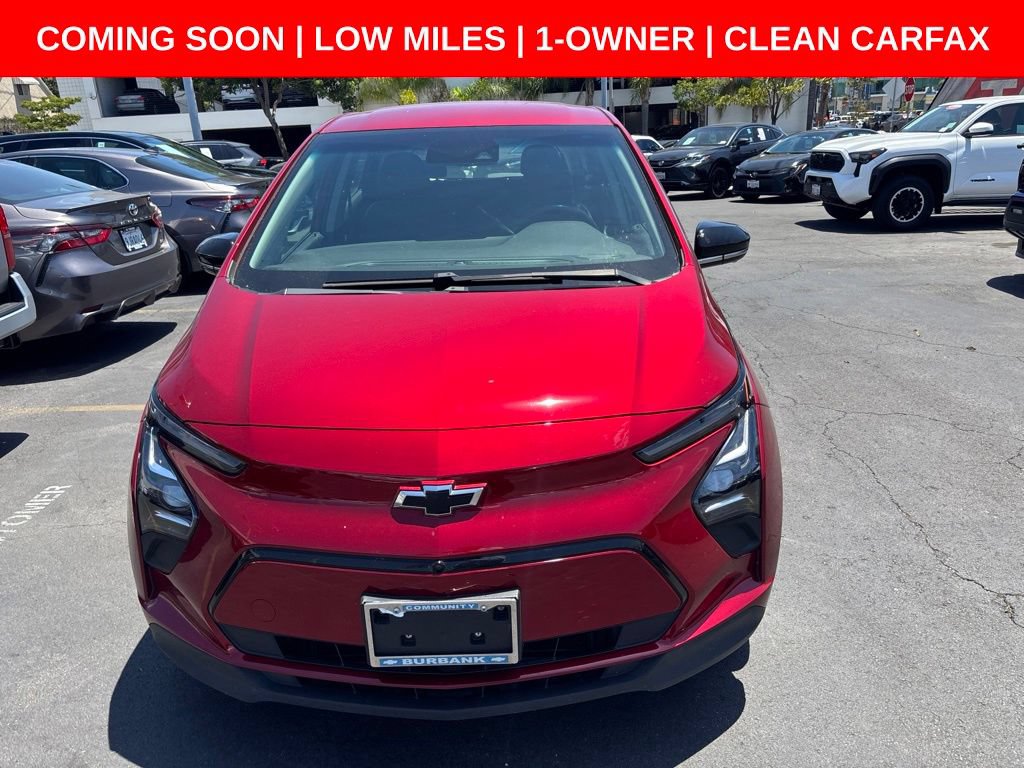 Used 2023 Chevrolet Bolt LT w/ Infotainment Package FWD image 9