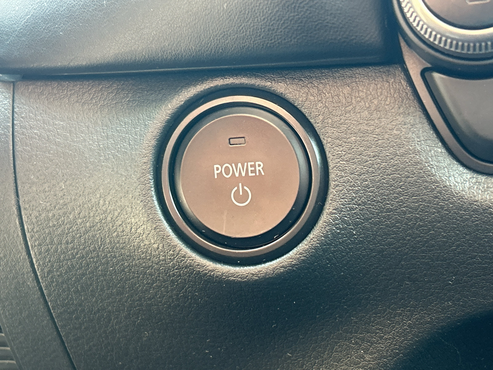 Used 2025 MAZDA CX-50 AWD 2.5 Hybrid w/ Premium Pkg image 18