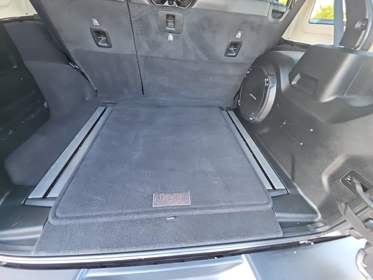 Used 2020 Jeep Wrangler Unlimited Rubicon AWD/4WD image 20