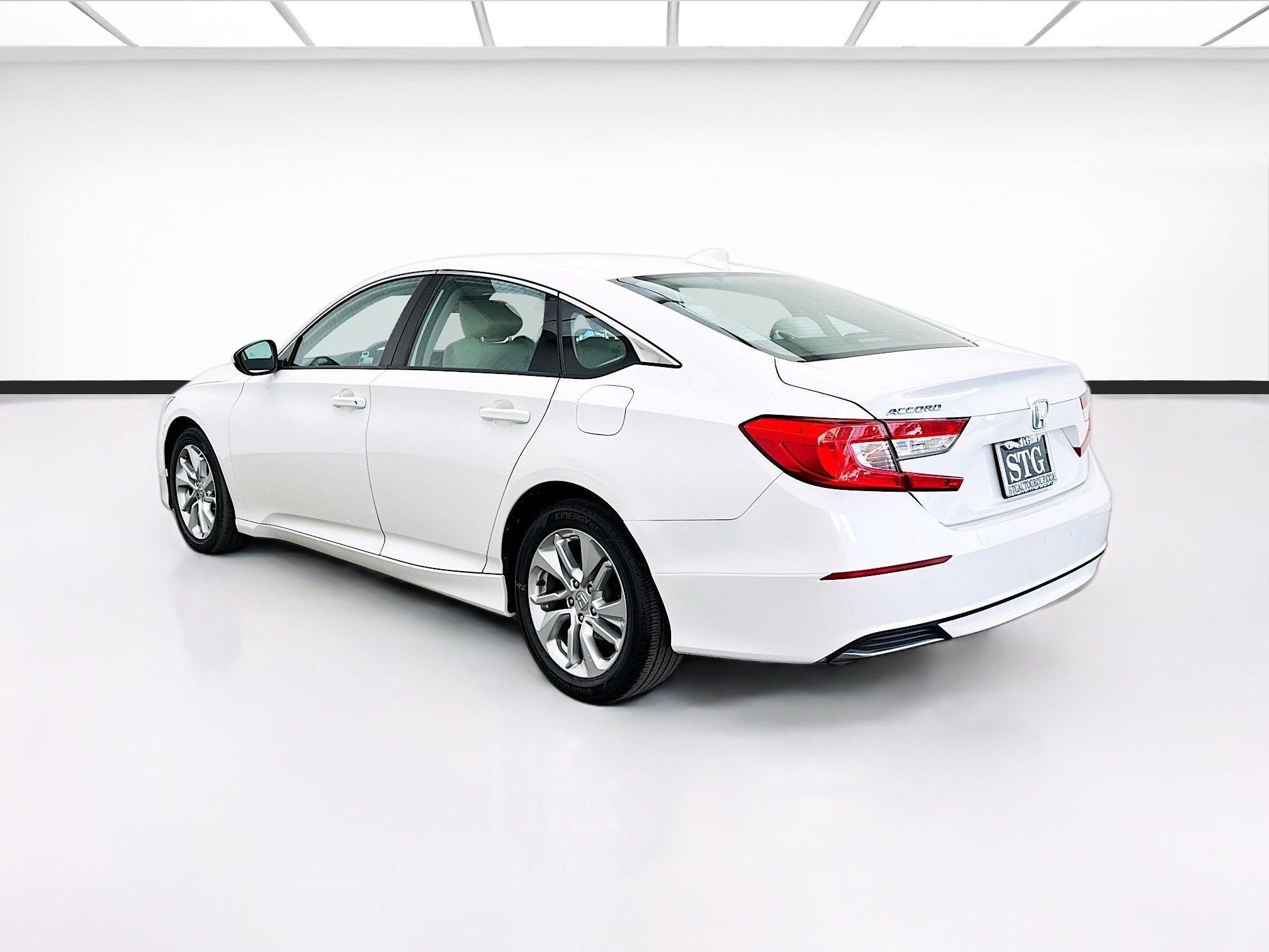 Used 2019 Honda Accord LX image 6