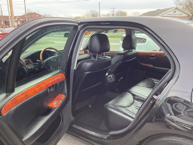 Used 2004 Lexus LS 430 image 6