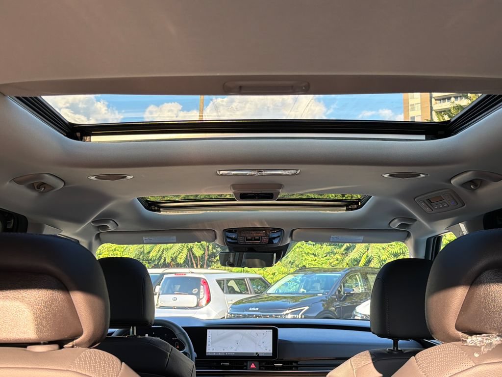New 2027 Kia Carnival SX Prestige FWD image 8