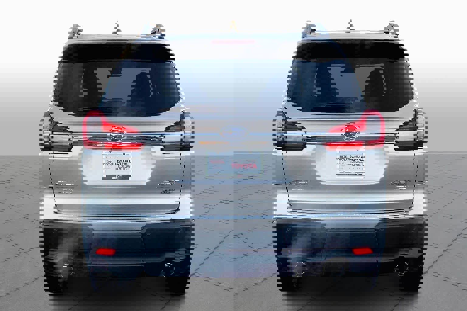 Used 2020 Subaru Ascent Limited w/ Technology Package image 4