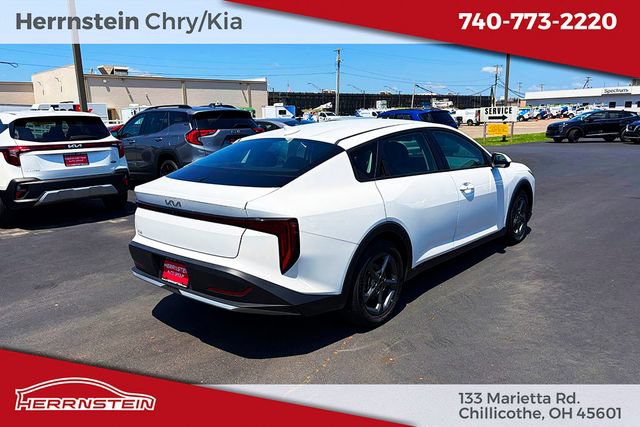 Used 2025 Kia K4 FWD image 9