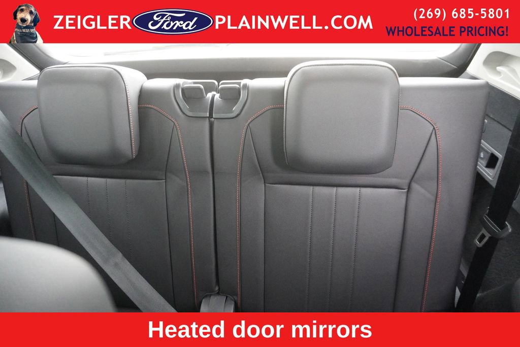 Used 2024 Volkswagen Tiguan Wolfsburg Edition image 12