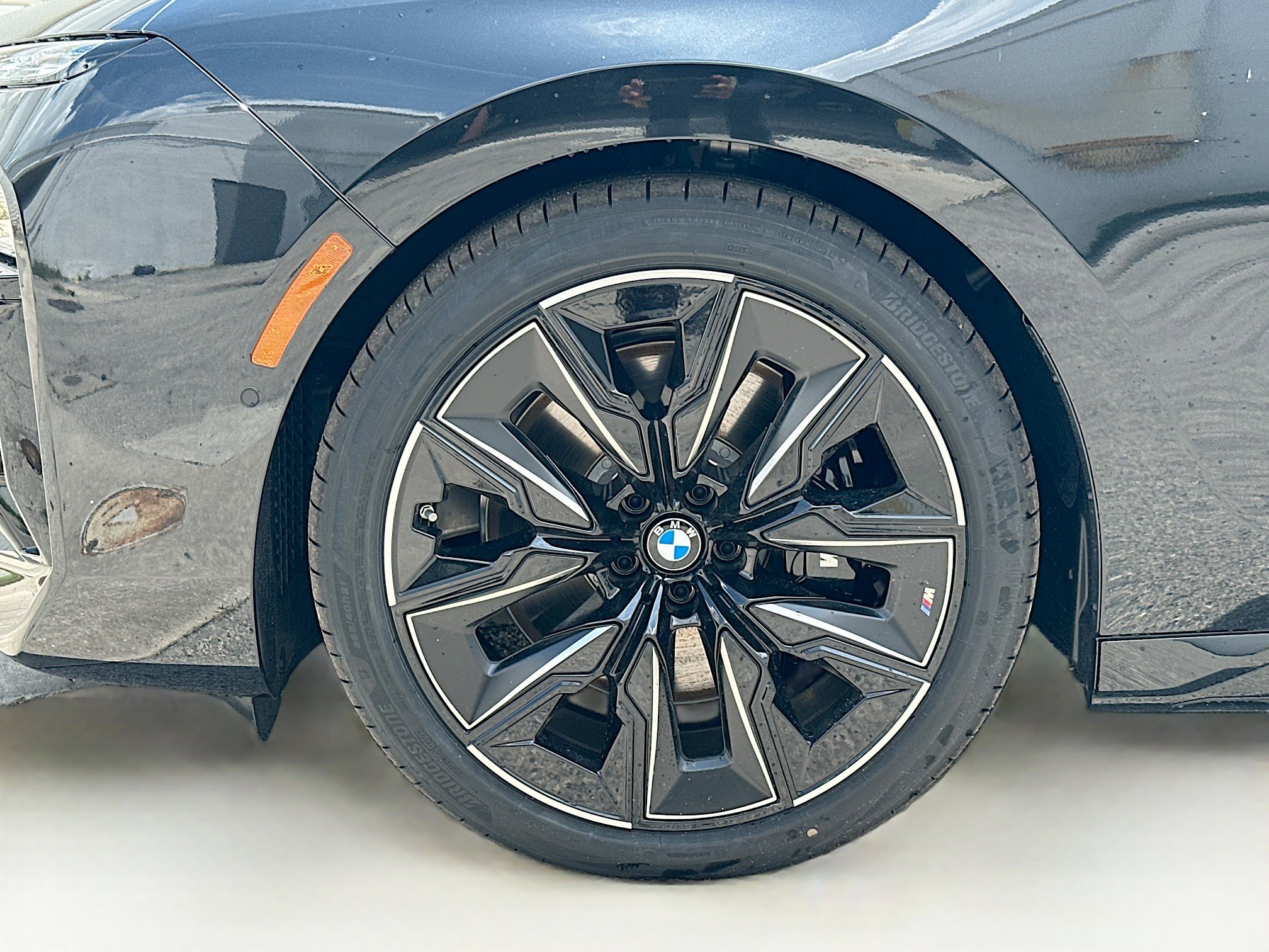 New 2026 BMW 760i xDrive w/ Executive Package AWD/4WD image 23
