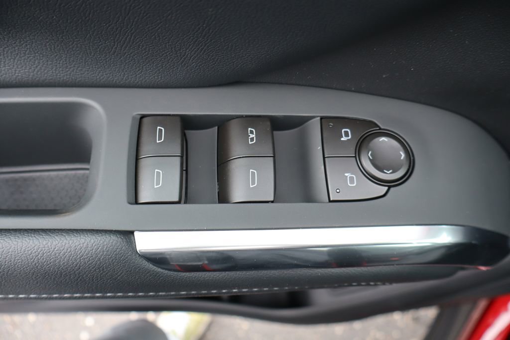 New 2026 Chevrolet Traverse LT image 19