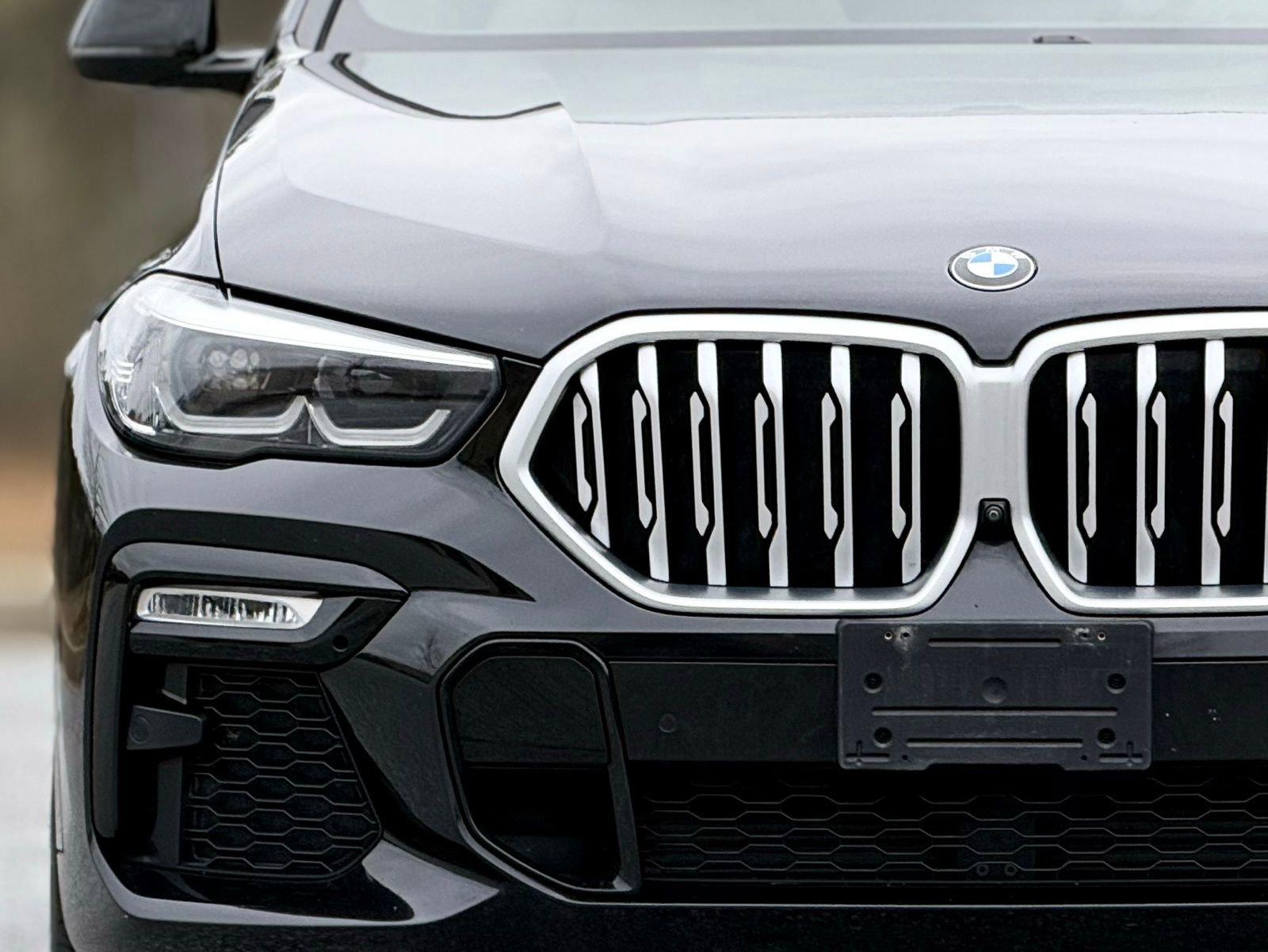 Used 2021 BMW X6 xDrive40i image 13