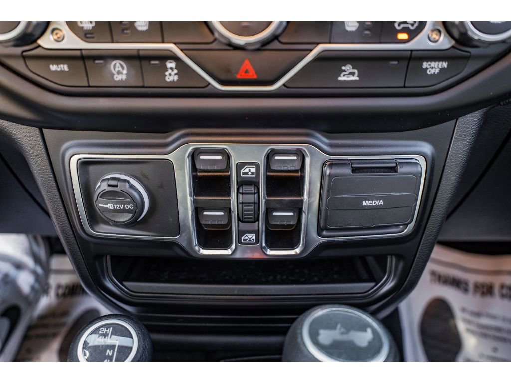 Used 2023 Jeep Wrangler Unlimited Sport AWD/4WD image 17